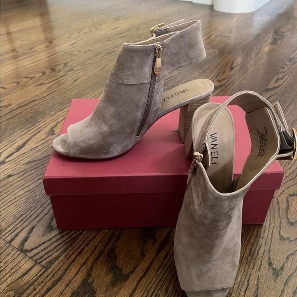 Suede heels